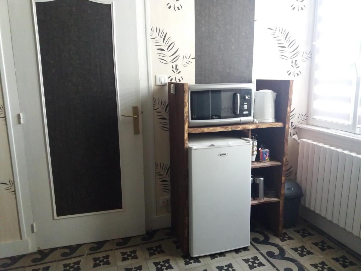 Chambre Meublee A Louer Pouzauges Εξωτερικό φωτογραφία